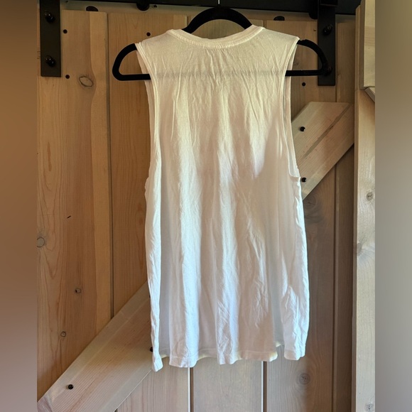 Express One Eleven White Holiday Graphic - Picture 7 of 7